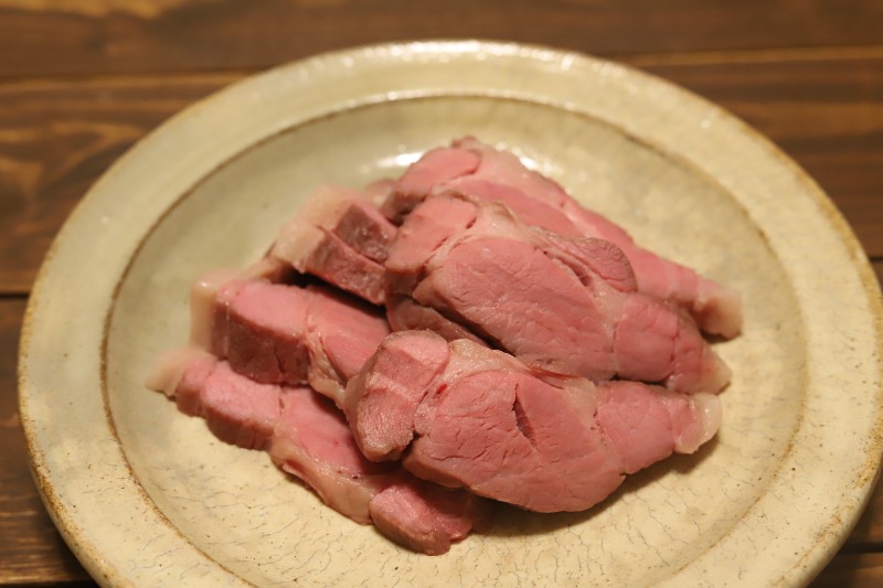 真空調理 低温調理した肉から出て来る赤い肉汁の正体 エンジニアのメソッド